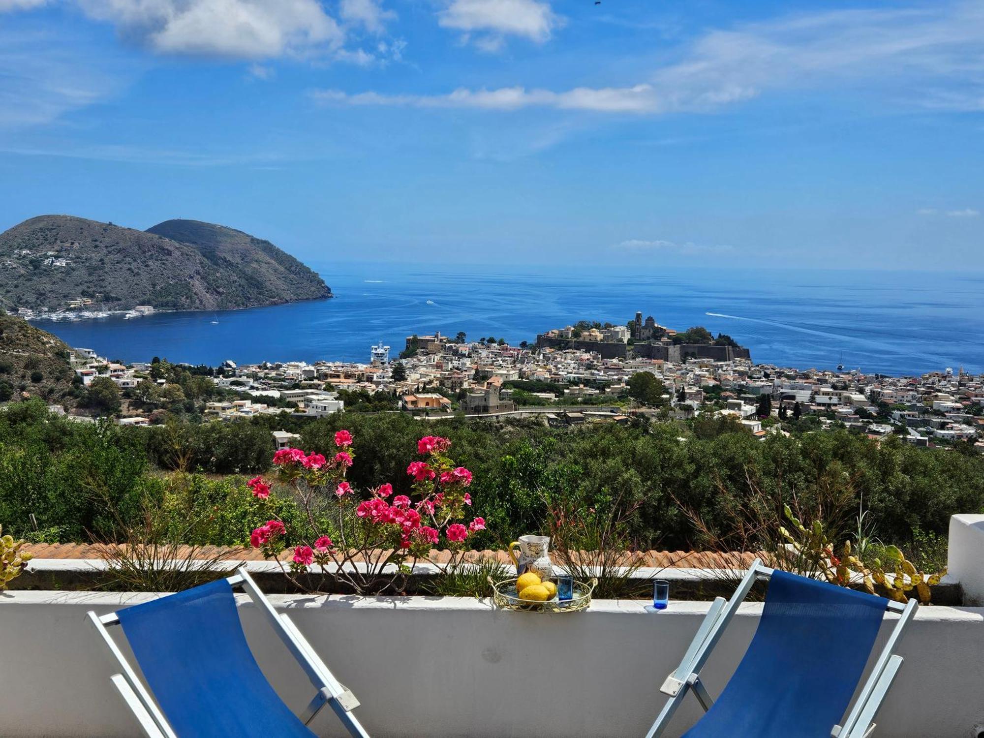 Villa Belvedere Lipari  Exteriör bild