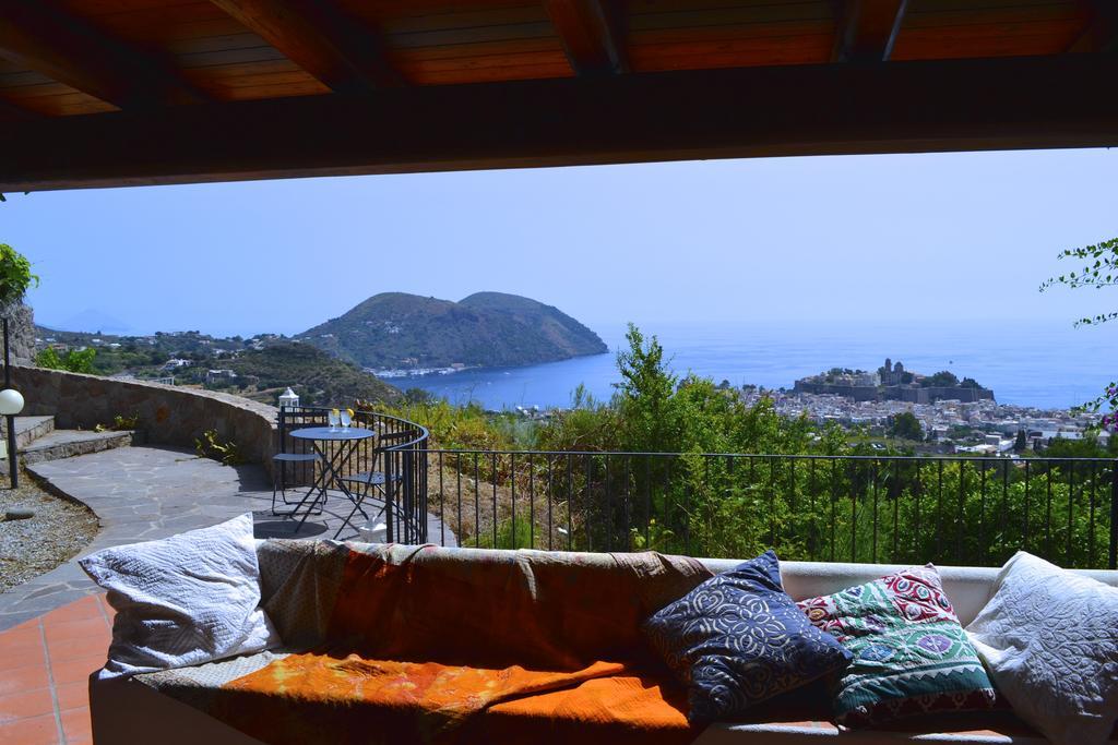 Villa Belvedere Lipari  Exteriör bild